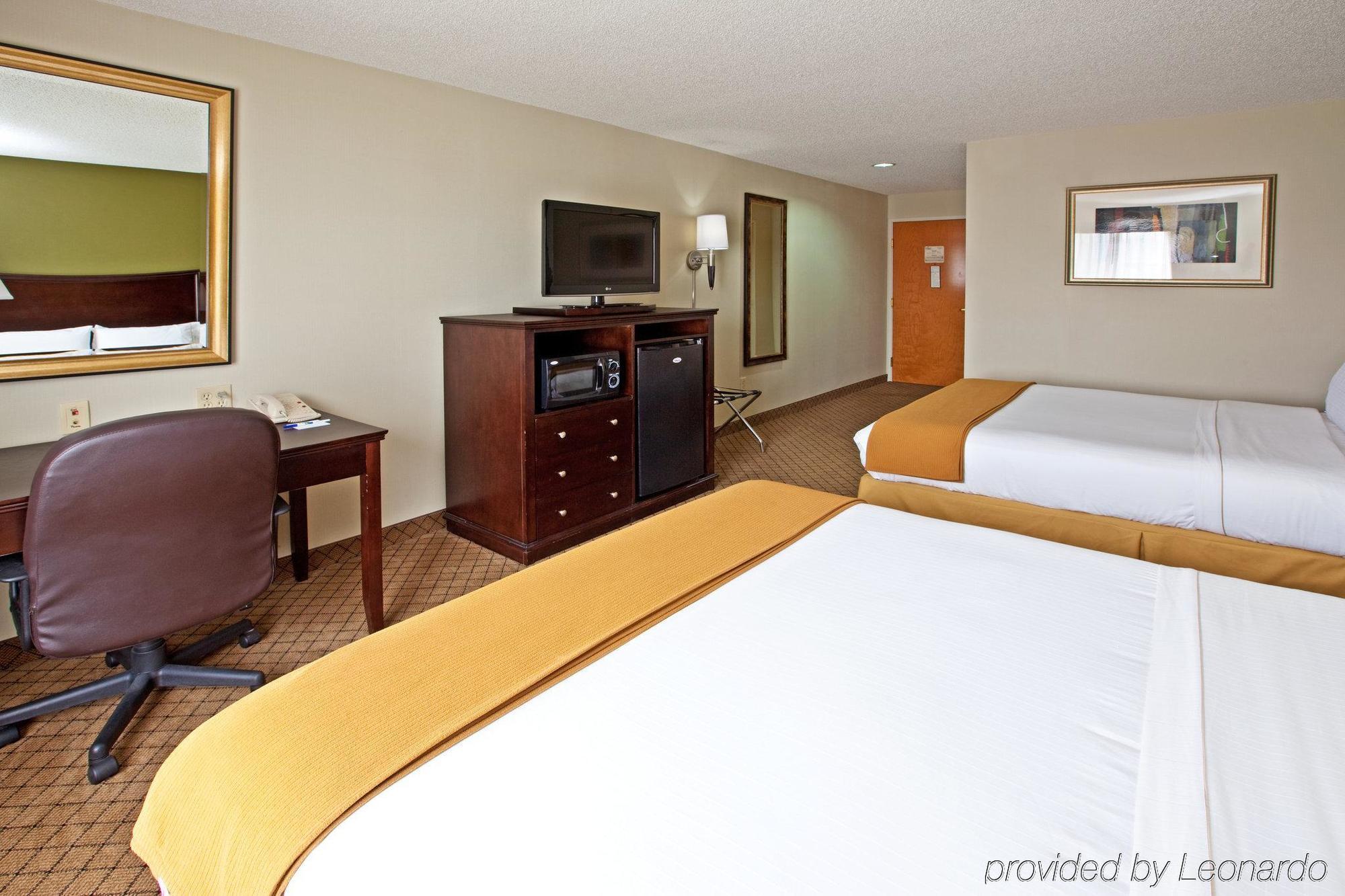 Holiday Inn Express & Suites Harrison By Ihg Pokoj fotografie